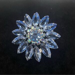 D&E Juliana Vintage Blue Aurora Borealis Rhinestone Brooch 1960s